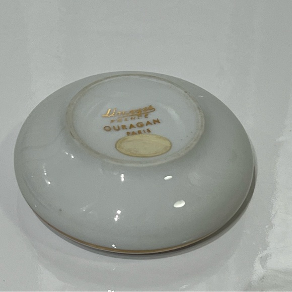 Vintage Limoges Ouragan Mini trinket/ jewelry box Porcelain Made in France - Picture 6 of 8